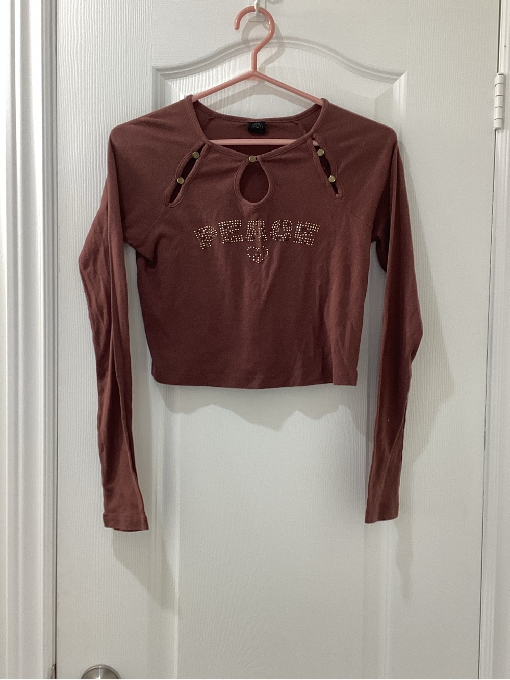 Urban Outfitters Brown Rhinestone 'PEACE' Long-Sleeve Cropped Tee